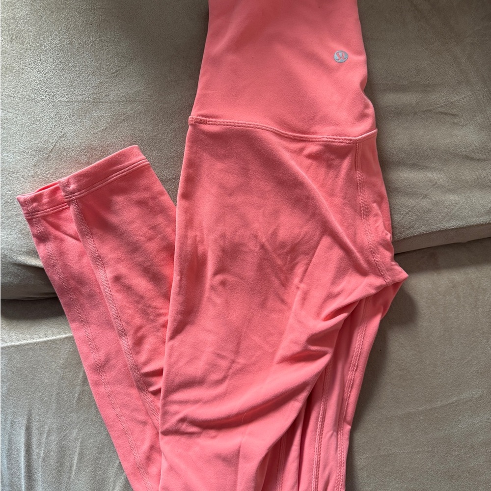 Lululemon Leggings in Pink Blossoms 28"